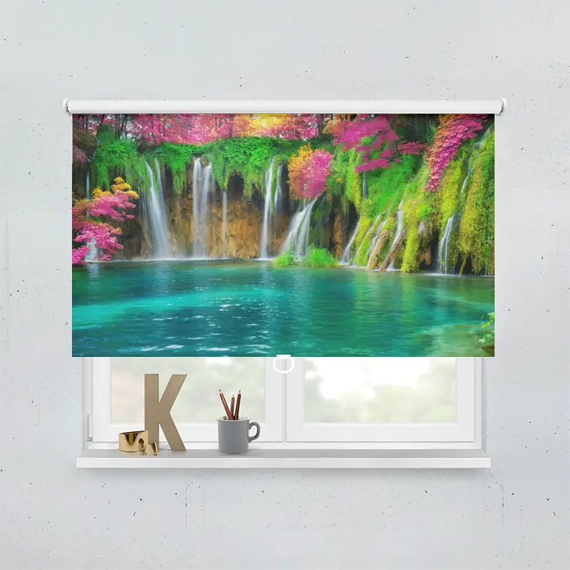 Spring Rollo Motiv Wasserfall Kroatien