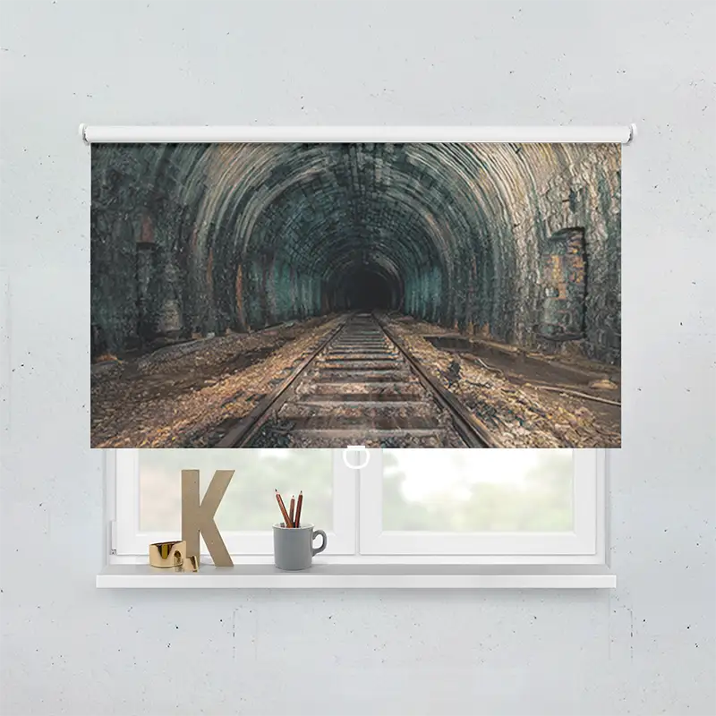 Springrollo Motiv Alter Eisenbahn Tunnel