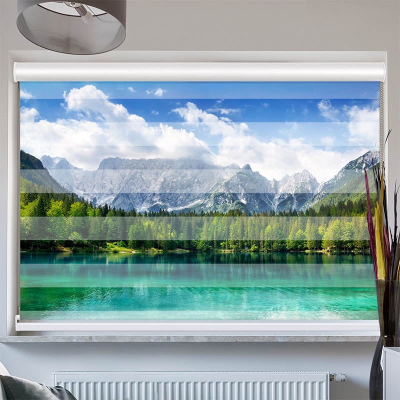 Doppelrollo mit Kassette See mit Wald und Bergen