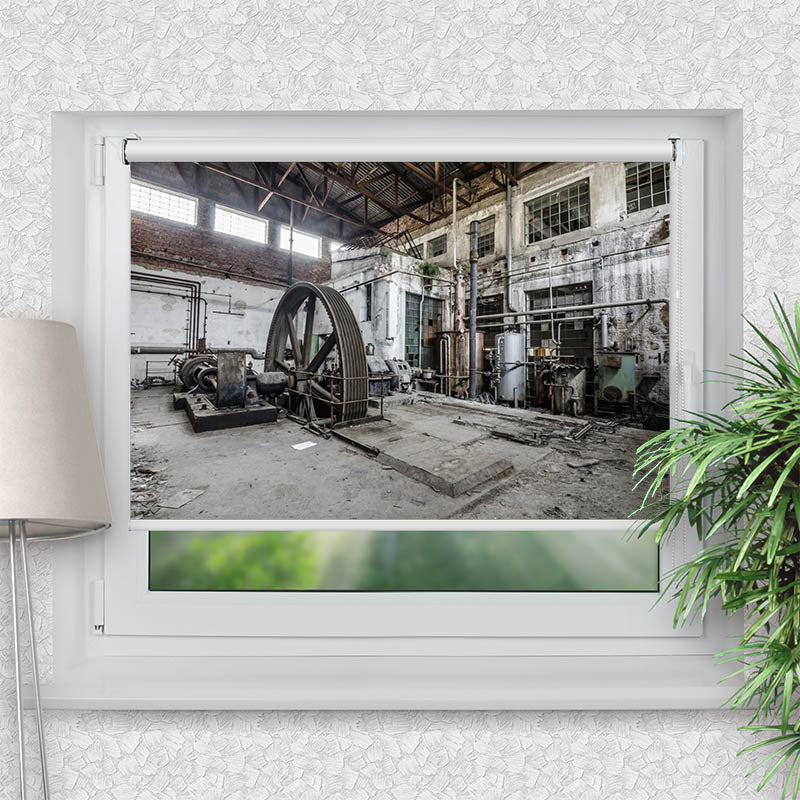 Klemmfix Rollo Grosses Rad in Verlassener Fabrik