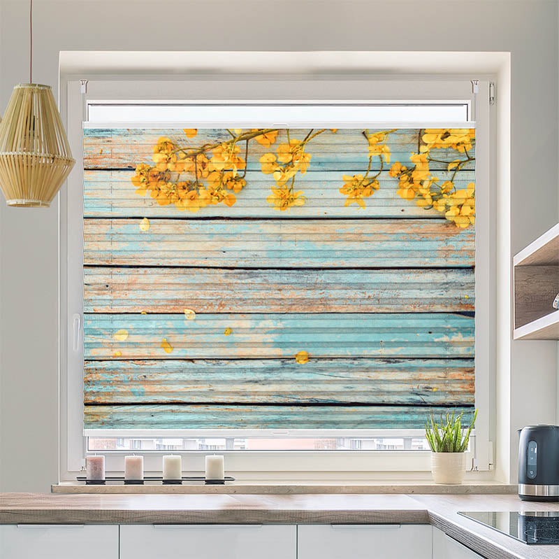 Plissee Motiv Gelbe Blueten auf Vintage Holz