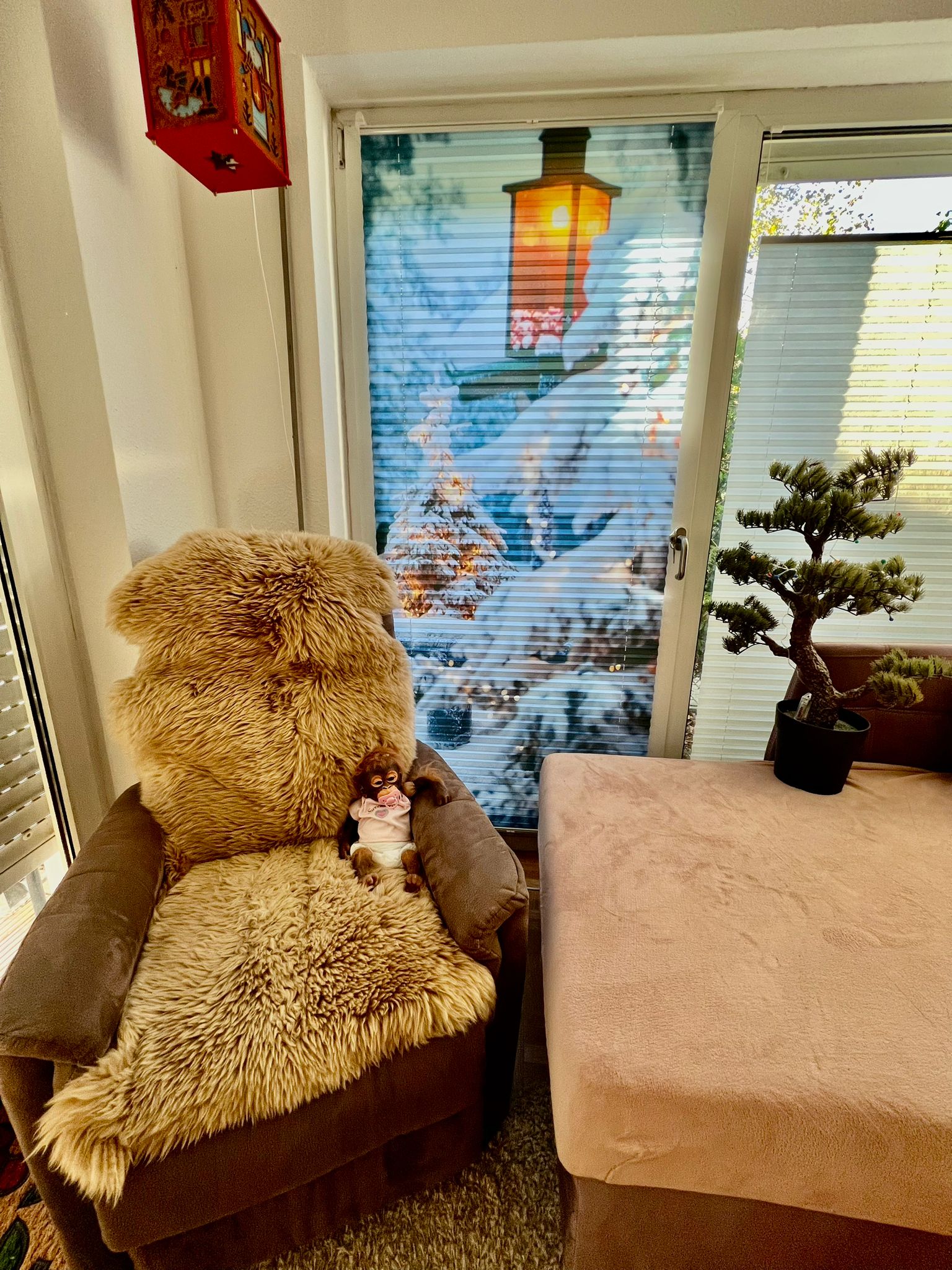 Wabenplissee zweiteilig mit winterlichen Motiv bedruckt Winterwald am Fenster 