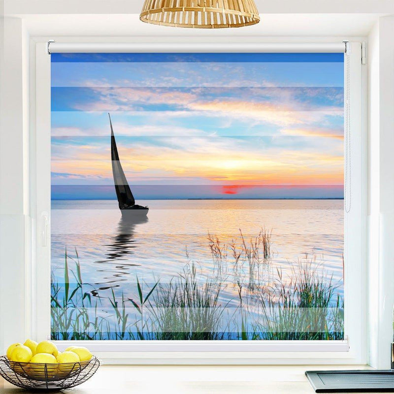 Klemm Doppelrollo "Segelboot See" - ohne Bohren - Klemmfix - bis 150 cm Breite - Duo Rollo Fotodruck - La-Melle