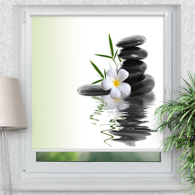 Rollo Motiv Frangipani Steinturm Wasserspiegel - ohne bohren - Klemmrollo bis 150 cm Breite - Klemmfix mit Fotodruck - blickdicht - La-Melle