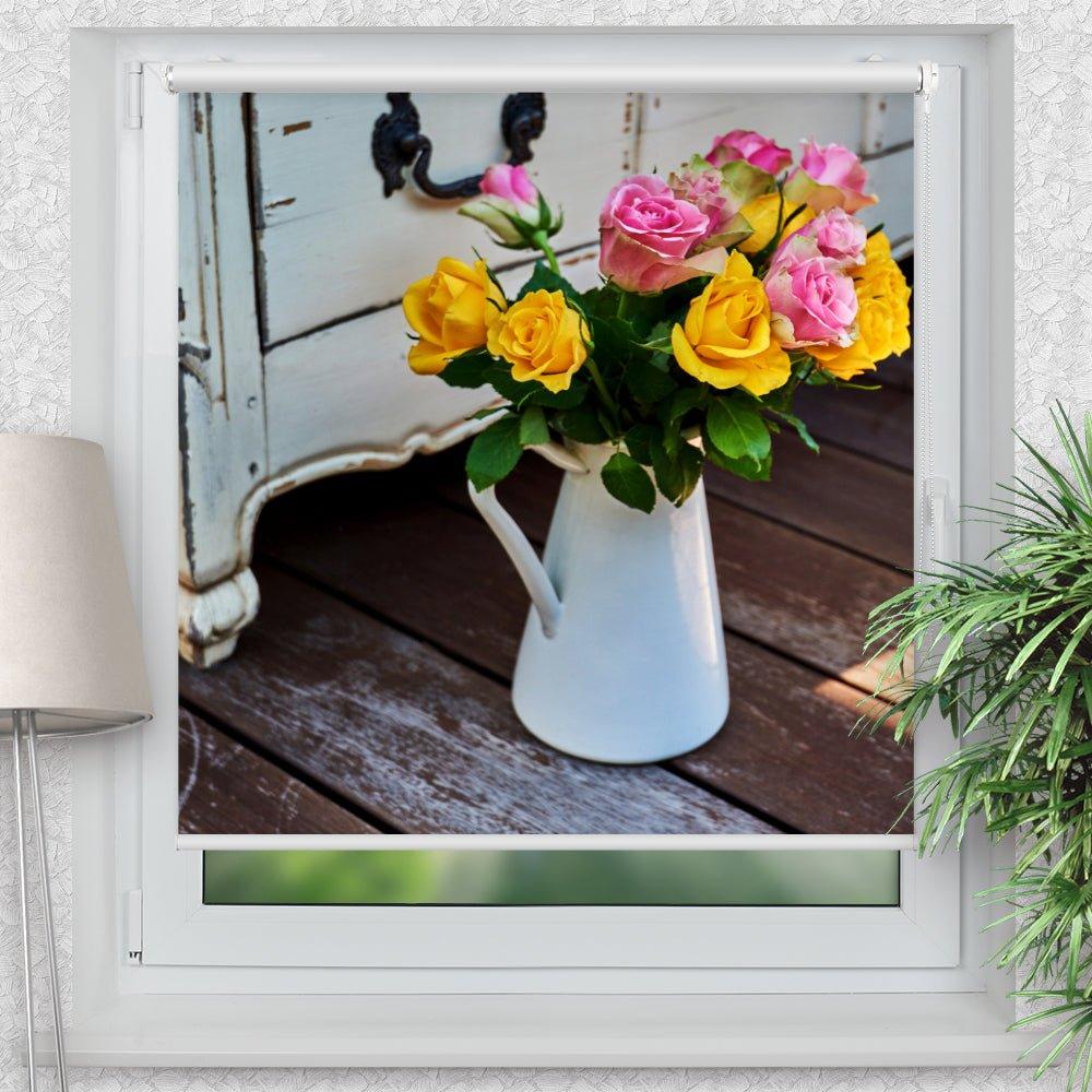 Rollo Motiv "Kommode Rosen" - ohne bohren - Klemmrollo bis 150 cm Breite - Klemmfix mit Fotodruck - blickdicht - La-Melle