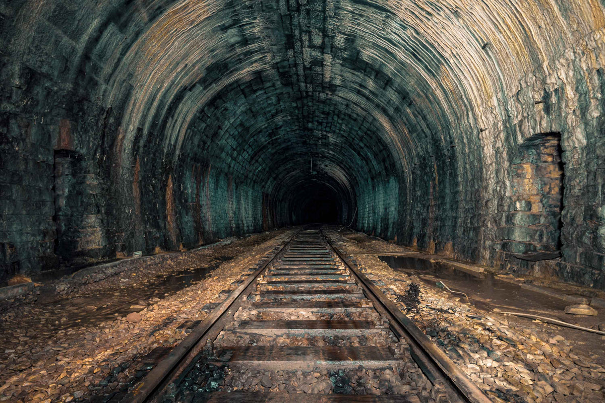 Motiv "Alter Eisenbahn Tunnel" – Vorlage für individuell bedruckte Fensterdekoration von La-Melle
