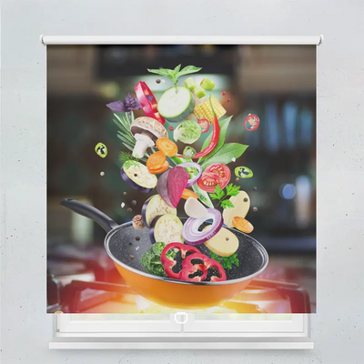 Spring Rollo Motiv Gemuese In Pfanne