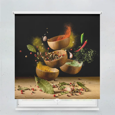 Spring Rollo Motiv Gewuerze In Schalen