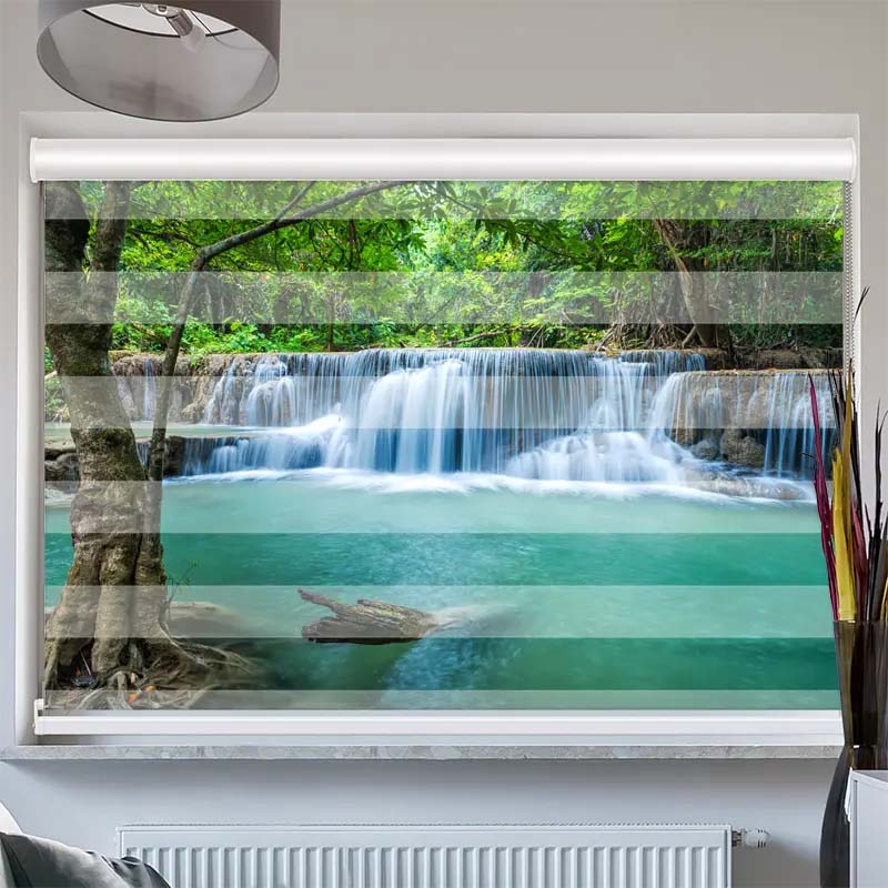 Doppelrollo mit Kassette  Wasserfall im Wald