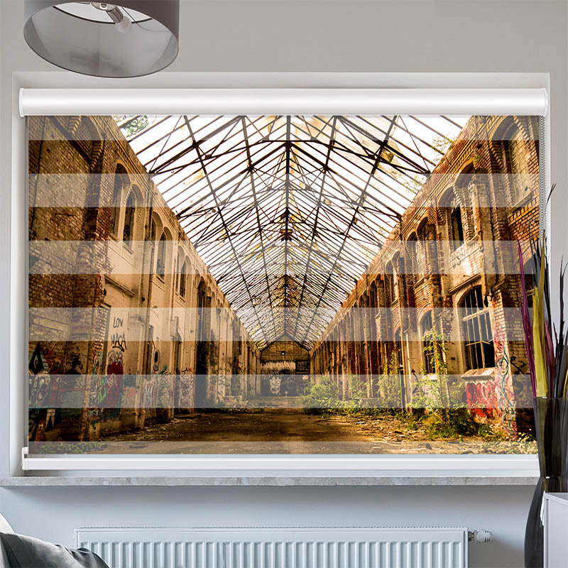 Doppelrollo mit Kassette Verlassene Fabrikhalle in Leipzig