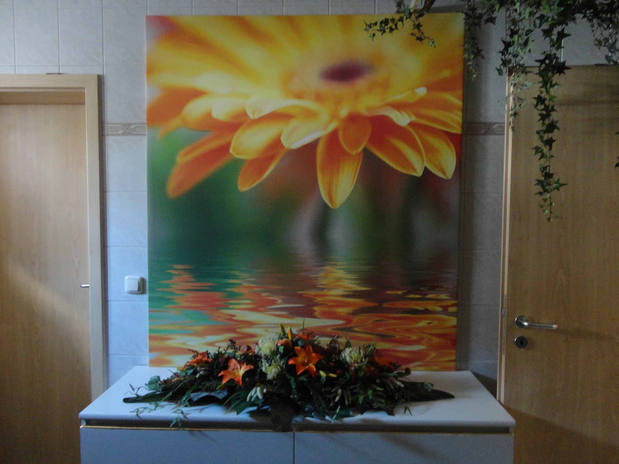 mit Gerbera bedruckte Leinwand ohne Rahmen auf Maß individuell produziert im Badezimmer