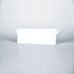 Weißes Stabilisierungsgewicht für 127mm Lamellenvorhänge, sorgt für optimalen Halt und gerade hängende Lamellen.