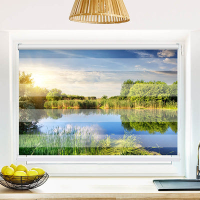 Fotorollo Idyllischer Waldsee