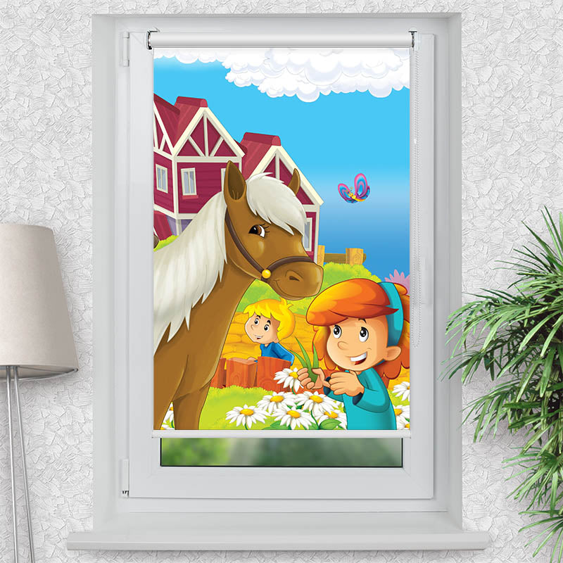 Rollo Motiv "Maedchen mit Pferd" - ohne bohren - Klemmrollo bis 150 cm Breite - Klemmfix mit Fotodruck - blickdicht - La-Melle