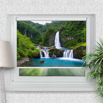 Klemmfix Rollo Wasserfall im Wald