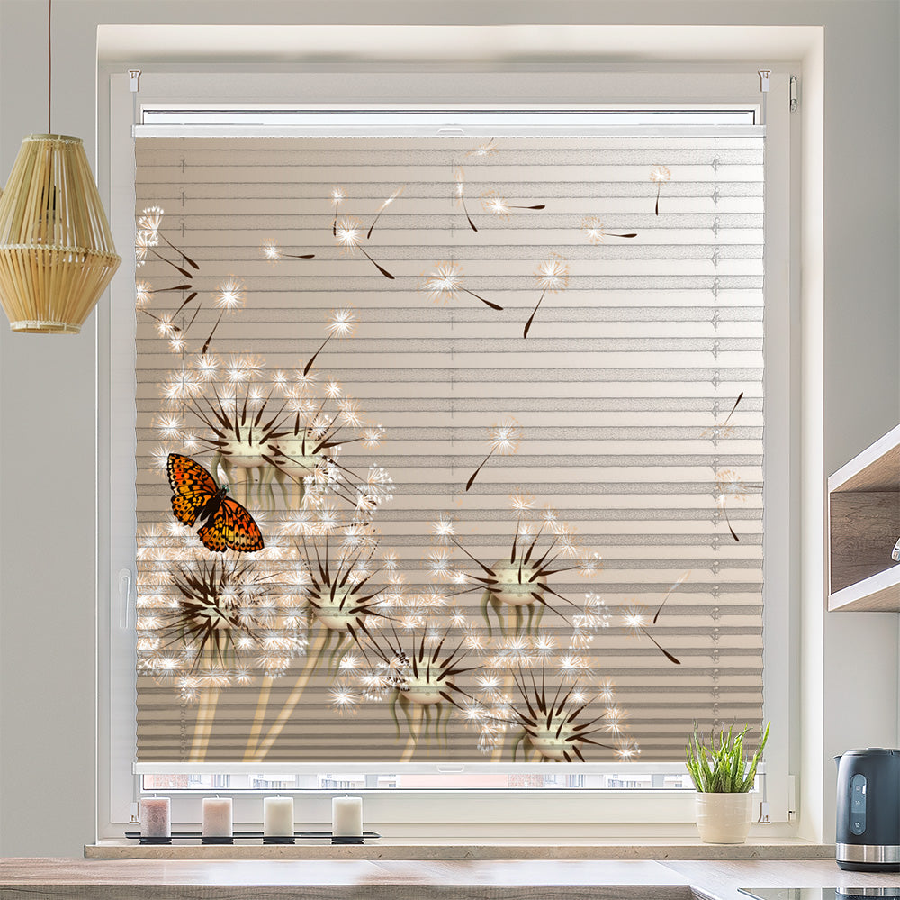 Plissee mit Motiv Schmetterling Pusteblume an Küchenfenster