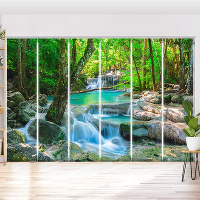 Schiebegardine Motiv Wasserfall im Wald in Thailand