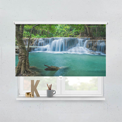 Plissee Motiv Wasserfall im Wald