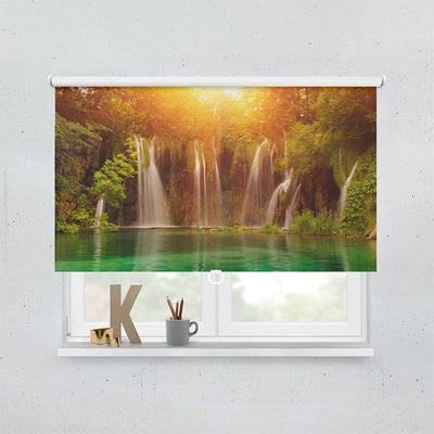 Plissee Motiv Waldsee Wasserfall Sonnenlicht