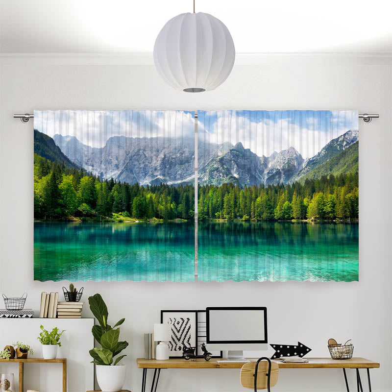 Vorhang Motiv See mit Wald und Bergen