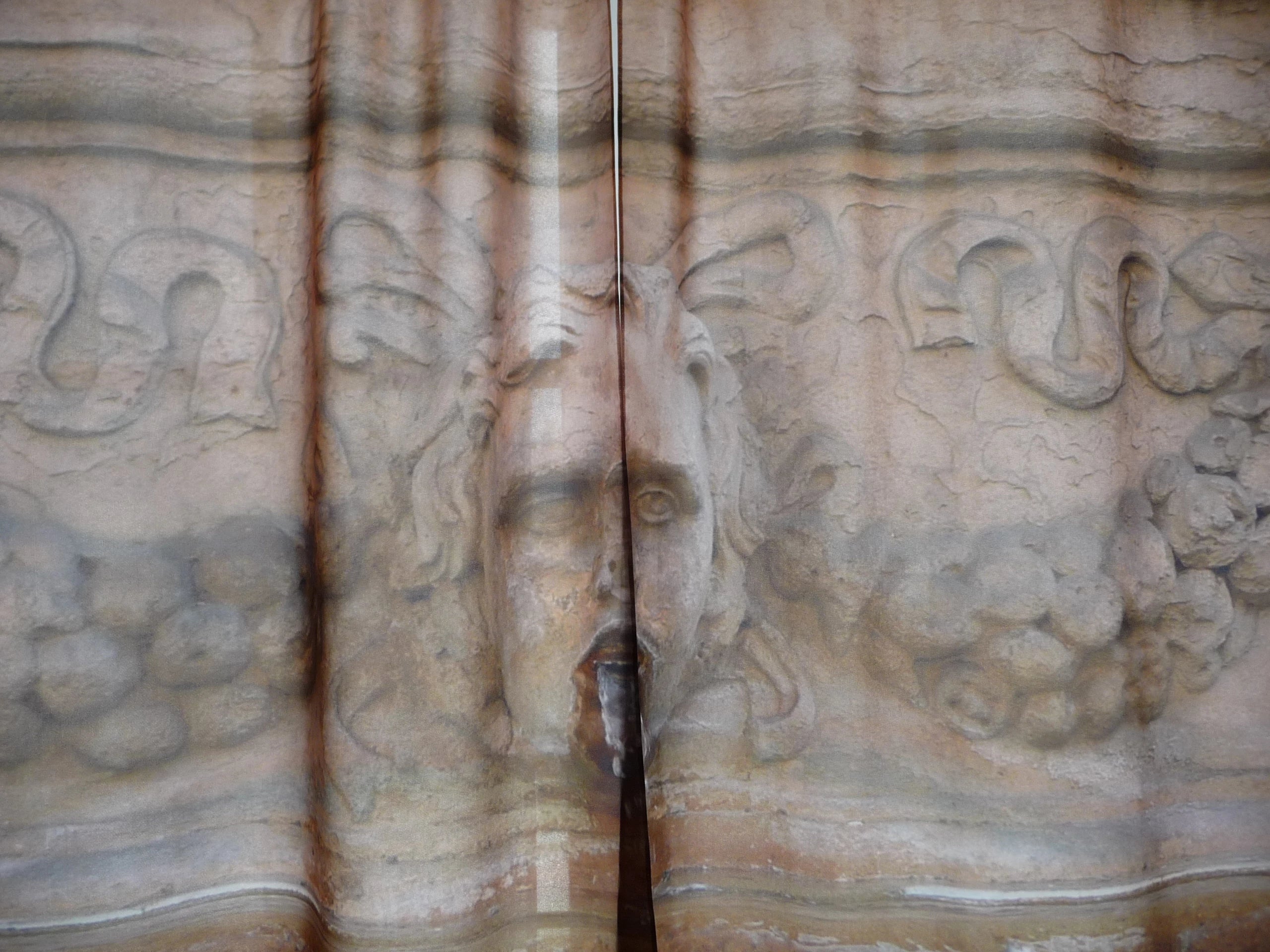 zweiteiliger bedruckter Foto-Vorhang mit einem Motiv von einem italienischen Brunnen