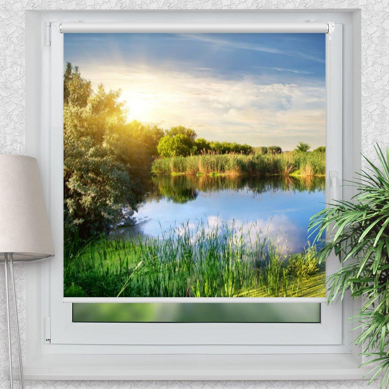 Rollo Motiv "Idyllischer See Sonne" - ohne bohren - Klemmrollo bis 150 cm Breite - Klemmfix mit Fotodruck - blickdicht - La-Melle