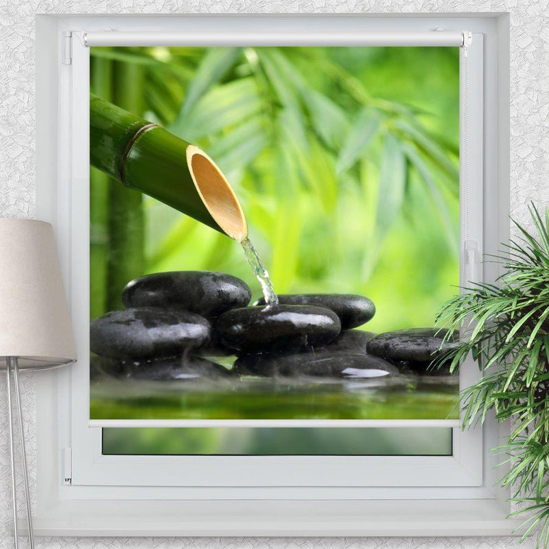 Rollo Motiv "Bambus Rohr Wasser Steine" - ohne bohren - Klemmrollo bis 150 cm Breite - Klemmfix mit Fotodruck - blickdicht - La-Melle