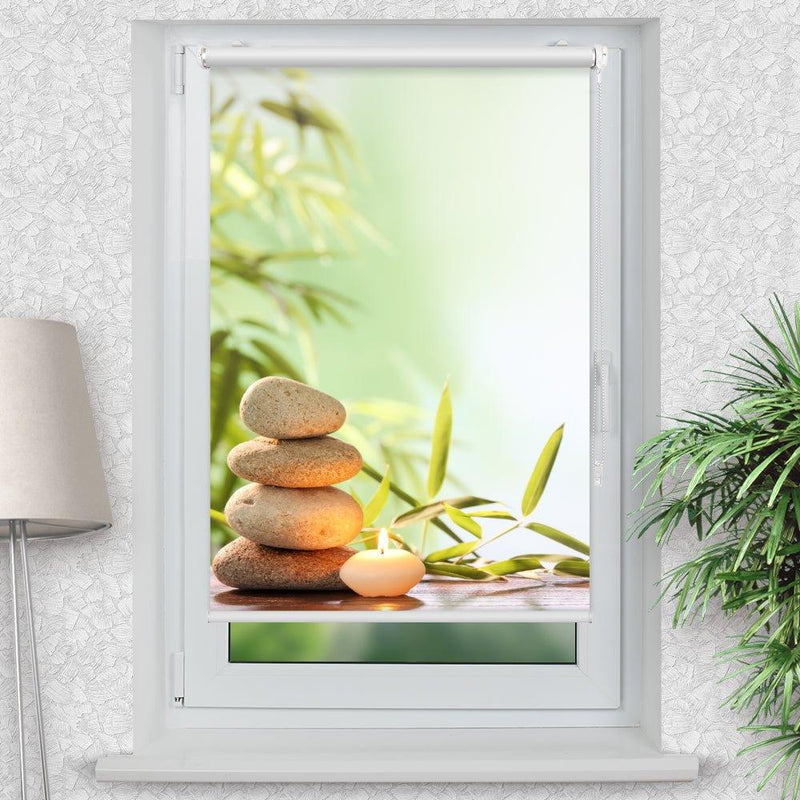 Rollo Motiv "Steinturm Kerze Bambus" - ohne bohren - Klemmrollo bis 150 cm Breite - Klemmfix mit Fotodruck - blickdicht - La-Melle