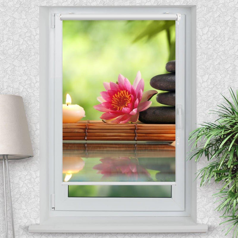 Rollo Motiv "Steinturm Lotus Kerze" - ohne bohren - Klemmrollo bis 150 cm Breite - Klemmfix mit Fotodruck - blickdicht - La-Melle