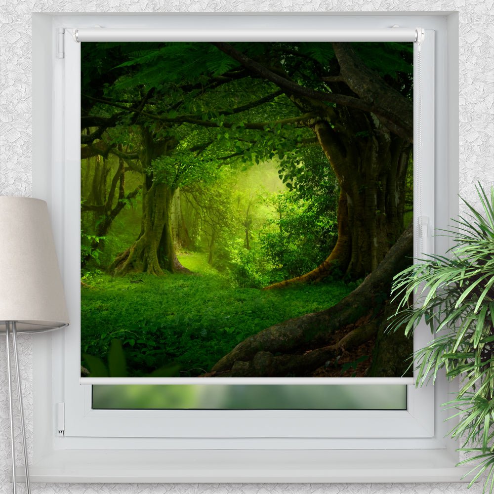 Rollo Motiv "Wald Fantasie Urwald" - ohne bohren - Klemmrollo bis 150 cm Breite - Klemmfix mit Fotodruck - blickdicht - La-Melle