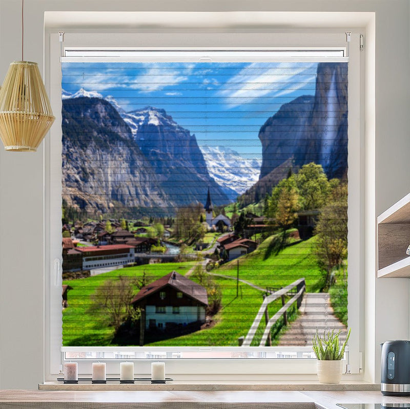 Wabenplissee Motiv "Bergdorf Schweiz Wasserfall" - La-Melle