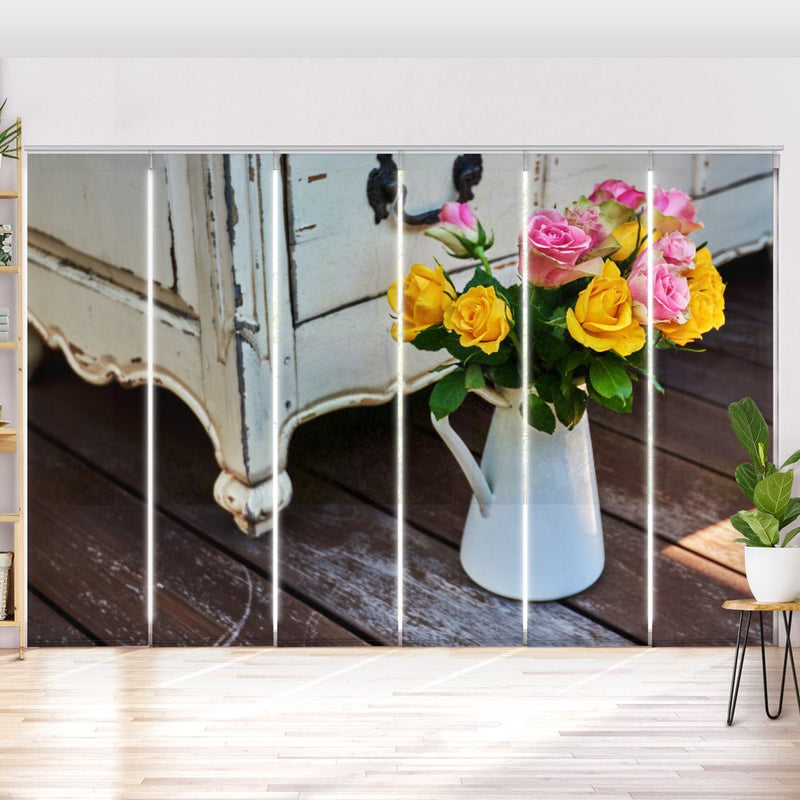 Schiebegardine Motiv "Rosen Kommode Shabby chic" - La-Melle